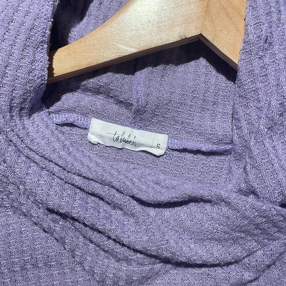 Talulah NWOT 💜  Pullover